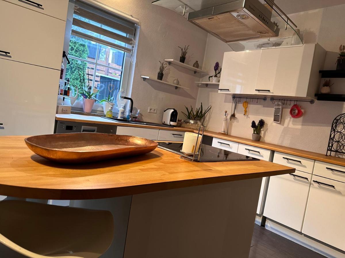 4 Zimmer 11 Personen Wohnung Garten Terrasse Grill 2 Badezimmer Wuppertal Eksteriør bilde